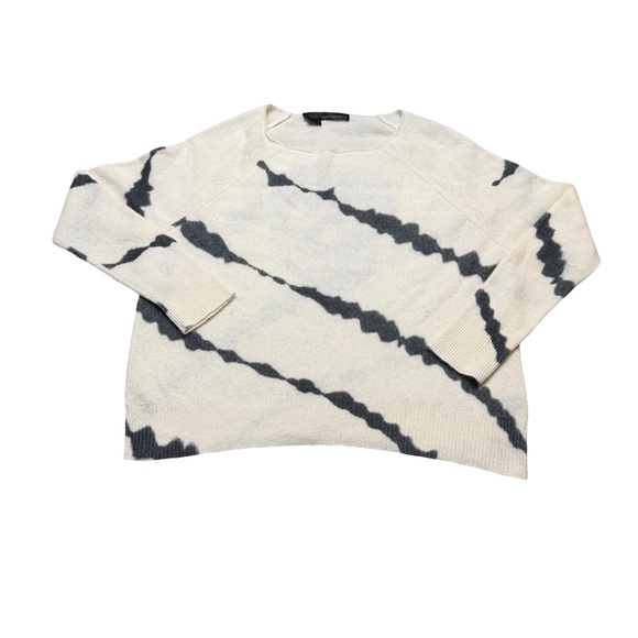 ✨🖤 360 Cashmere Oversized Skull Tie Dye Cashmere Sweater XS 🖤✨ - Picture 2 of 8